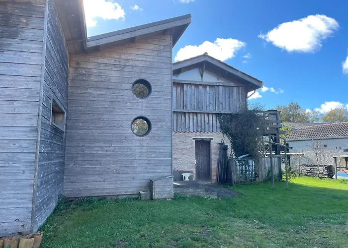 בית נופש La Grange *